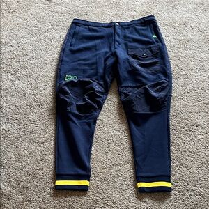 listing-status-banner